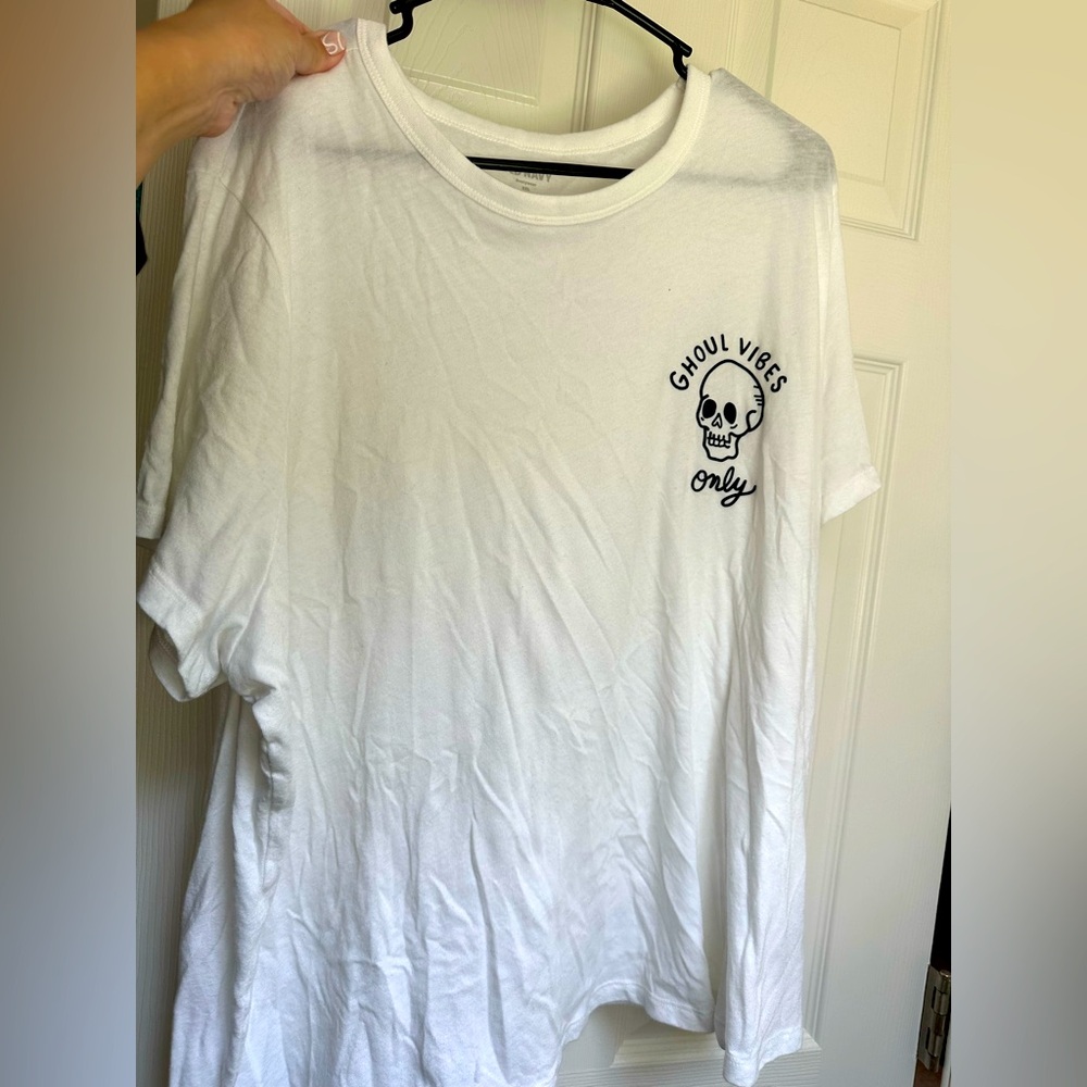 White Old Navy Halloween Shirt